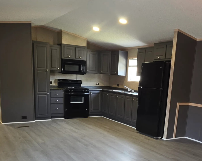 Countryside MHP OK - Unit 79 - Kitchen