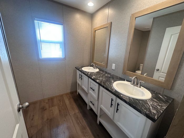 Hunters Mountain - Unit 1176 - Bathroom