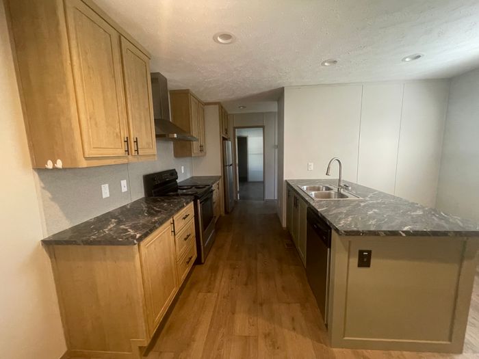 Ashland Heights - Unit 118 - Kitchen
