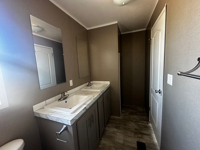 Estrella Valley - Unit 19 - Bathroom