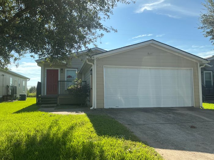 Clarke Springs - Unit 15735C - Exterior, Street View