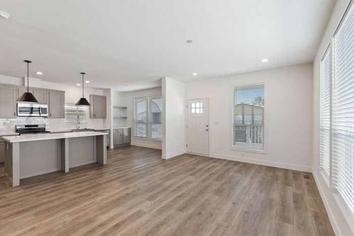 The Lakes at Hemet West - Unit 712 - Interior