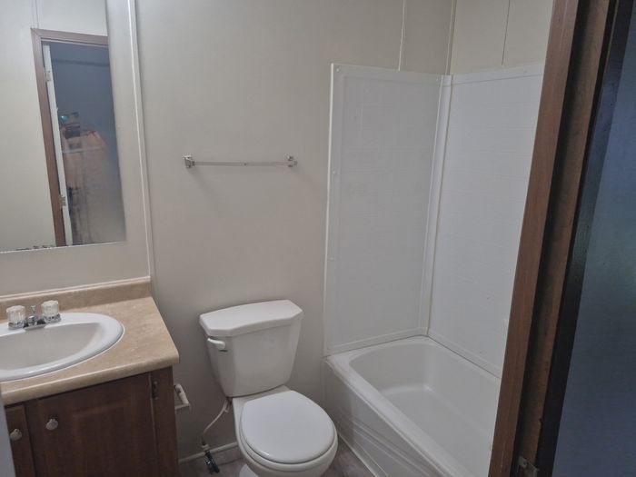 Moon Lake Estates - Unit 32 - Bathroom