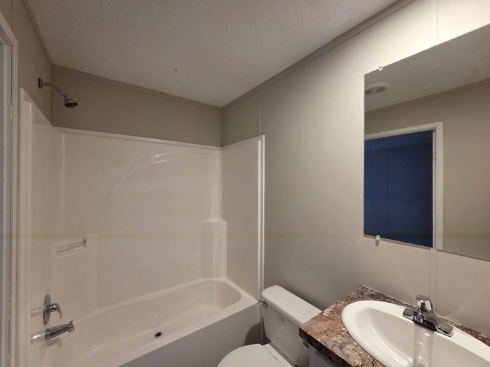 Carriage Lane Estates - Unit 423 - Bathroom