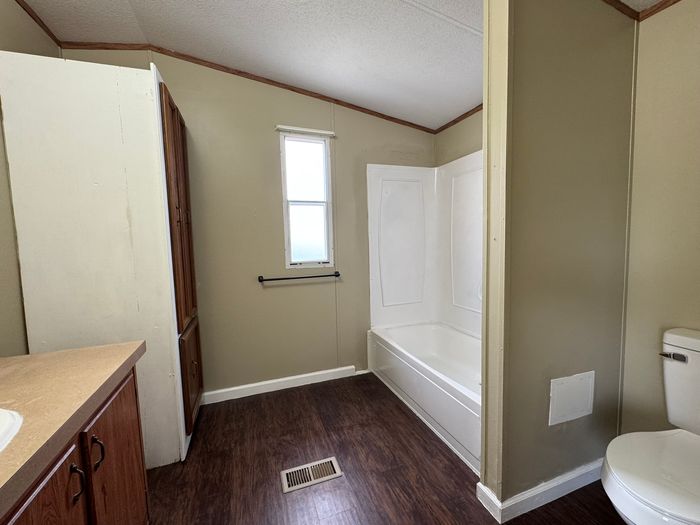 Countryside Estates KS - Unit G15 - Bathroom