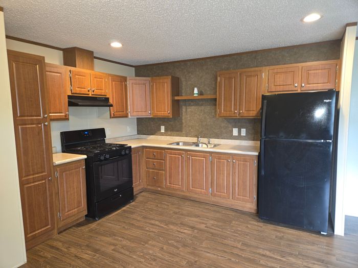 Saginaw Villas - Unit GE2832 - Kitchen