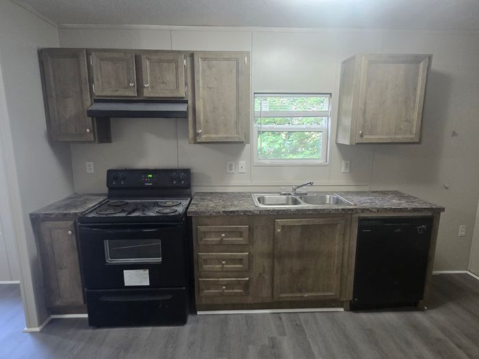 Clayton MHP - Unit 103 - Kitchen
