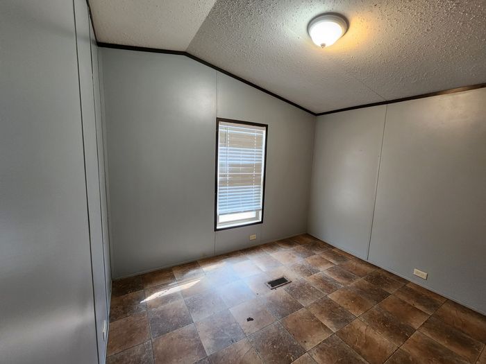 Eagles MHP - Unit 23 - Interior