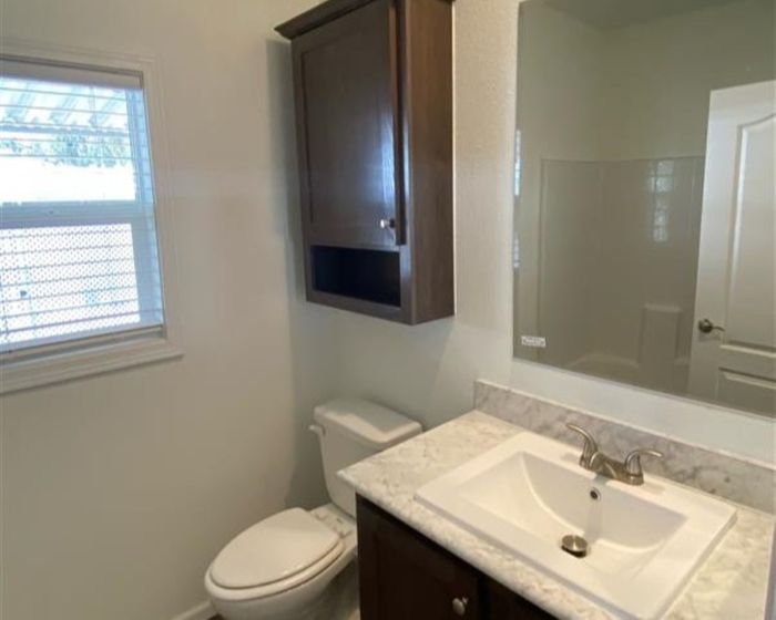 Grand Missouri - Unit 205 - Bathroom