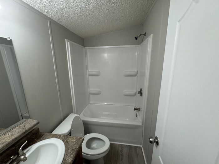 Imperial MHC - Unit J72 - Bathroom
