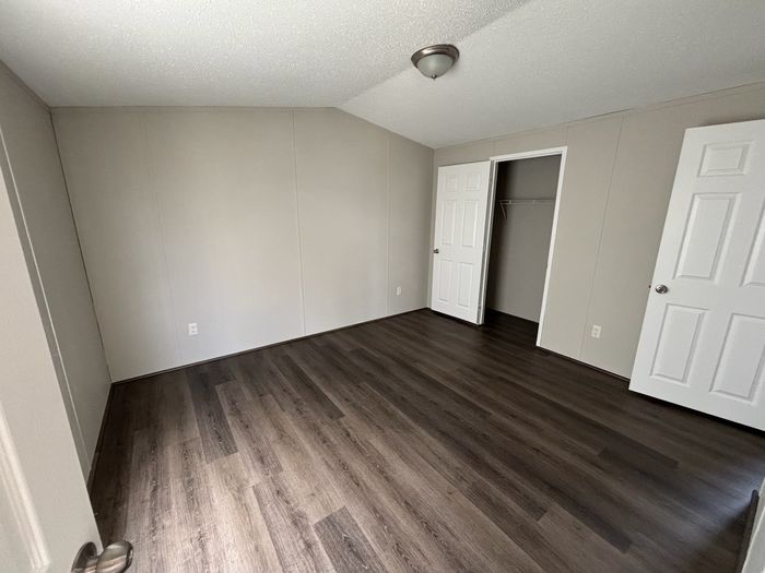 Colonial Gardens KS - Unit 35 - Bedroom