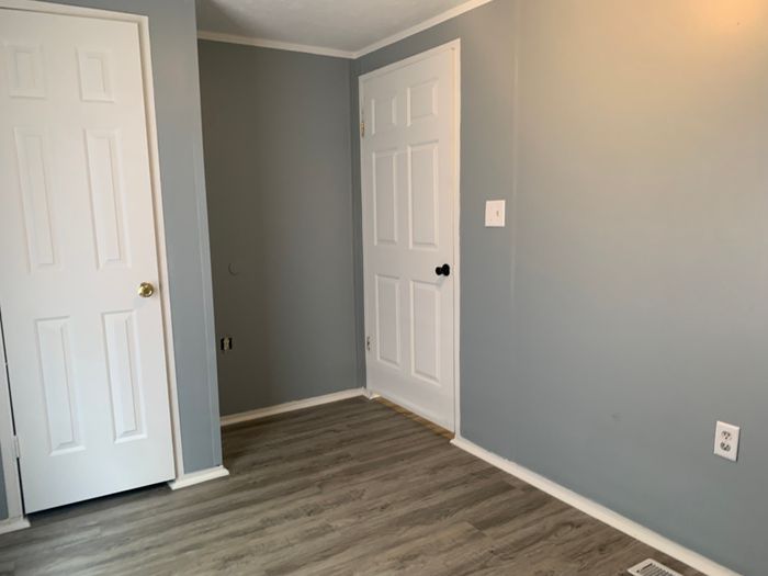 Briar Ridge - Unit 11 - Entryway