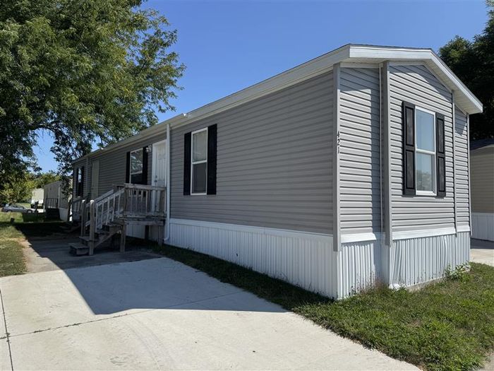 Fort Wayne MHC - Unit 421 - Exterior, Street View