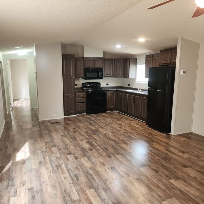 Imperial MHC - Unit L97 - Kitchen