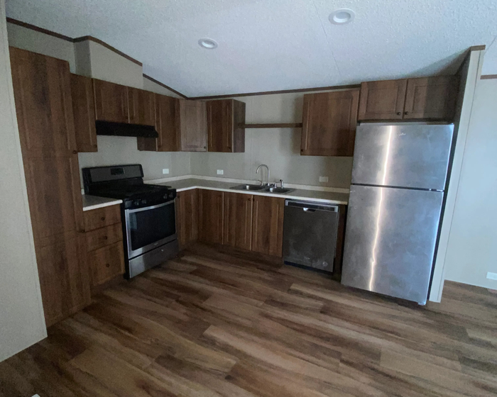 Sunnyvale Estates MHP - Unit 141 - Kitchen