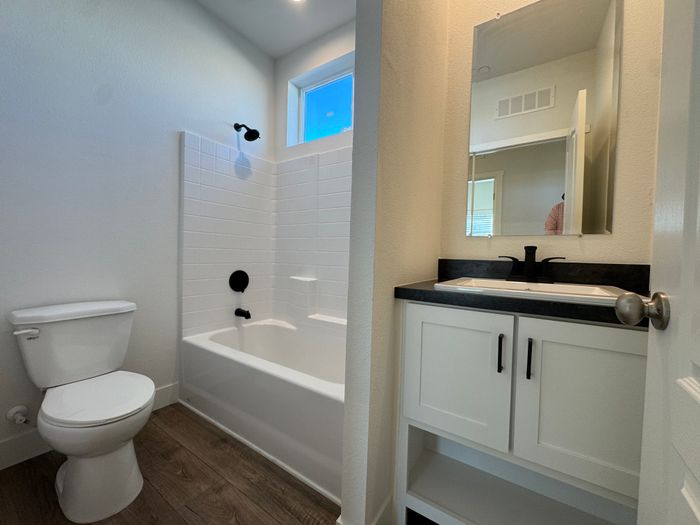 Hidden Springs - Unit 250 - Bathroom