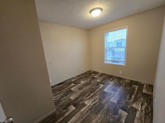 Madison MHC - Unit CV19 - Bedroom