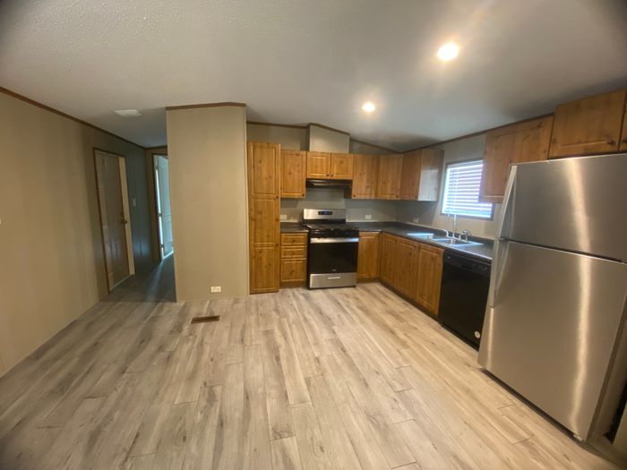 Sunnyvale Estates MHP - Unit 188 - Kitchen