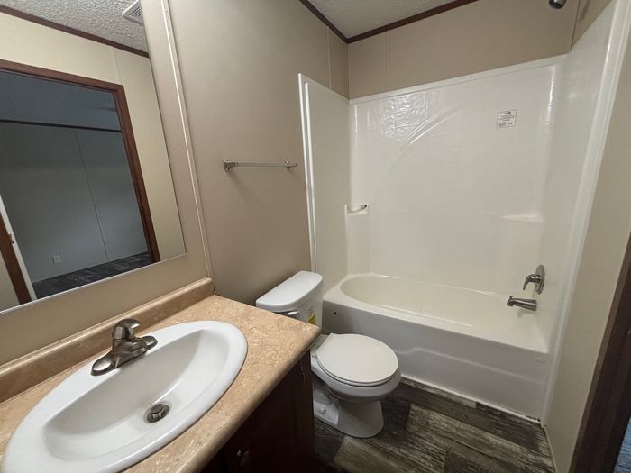 Pasadena MHC - Unit CON3615 - Bathroom