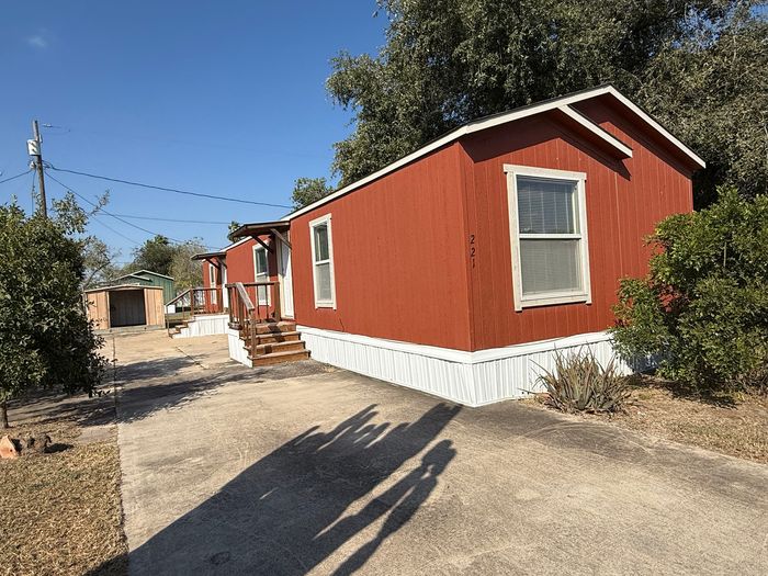 Shady Acres MH & RV Resort - Unit 221 - Exterior, Street View