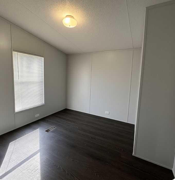 Eagles MHP - Unit 21 - Interior