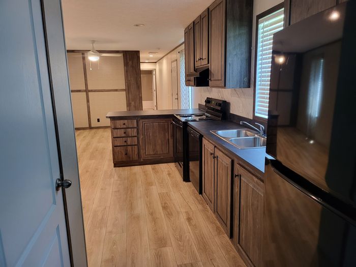 Riverside Village - Unit 2811G - Kitchen