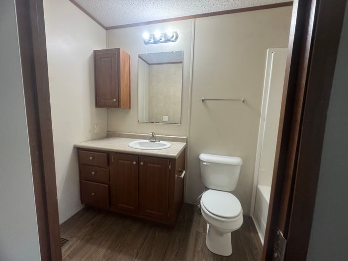 The Orchards/Paradise - Unit 65 - Bathroom