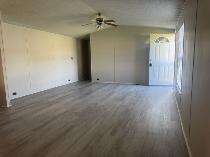 The Orchards/Paradise - Unit 25 - Interior