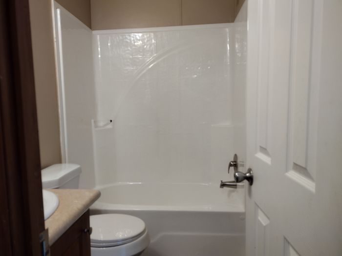 Birchwood MHP - Unit 130 - Bathroom