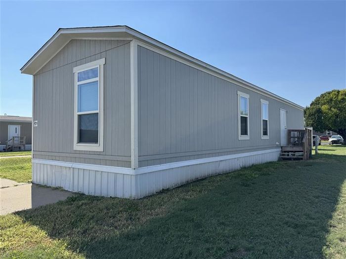 Countryside Estates KS - Unit F01 - Exterior
