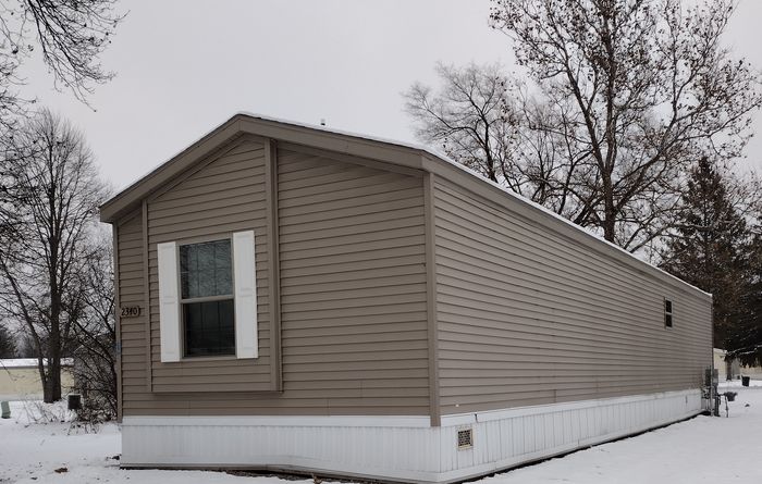 Pasadena MHC - Unit FRE2340 - Exterior