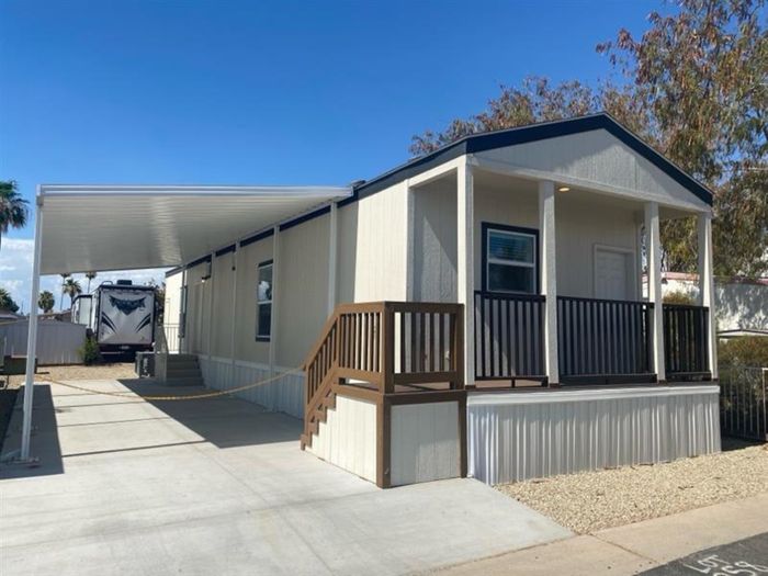 Grand Missouri - Unit 258 - Exterior