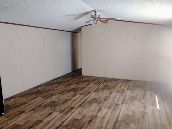 The Orchards/Paradise - Unit 26 - Interior