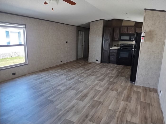 Gateway RV - Unit 22 - Interior
