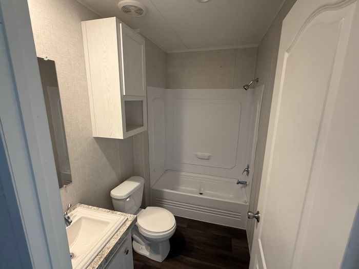 Dry Creek - Unit 70 - Bathroom