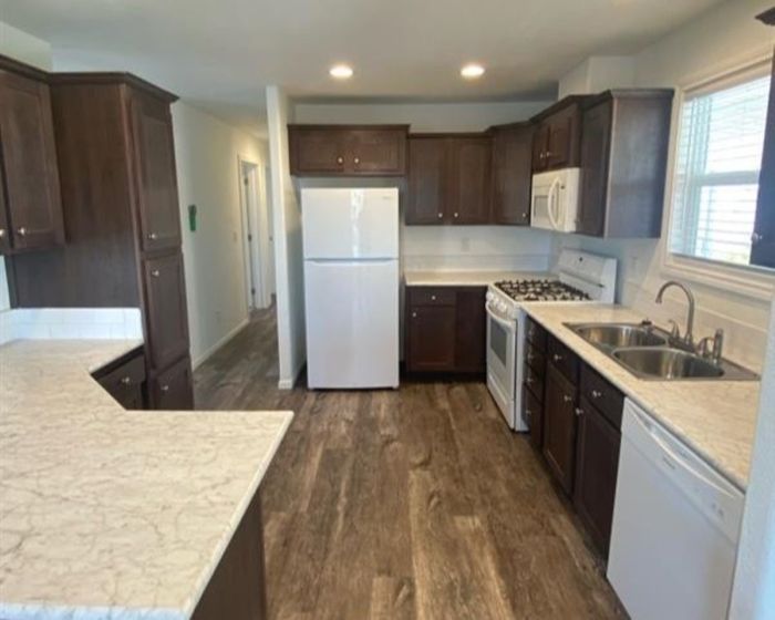 Grand Missouri - Unit 53 - Kitchen