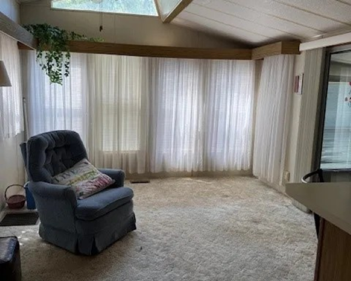 Floridian Sandalwood - Unit G10 - Interior
