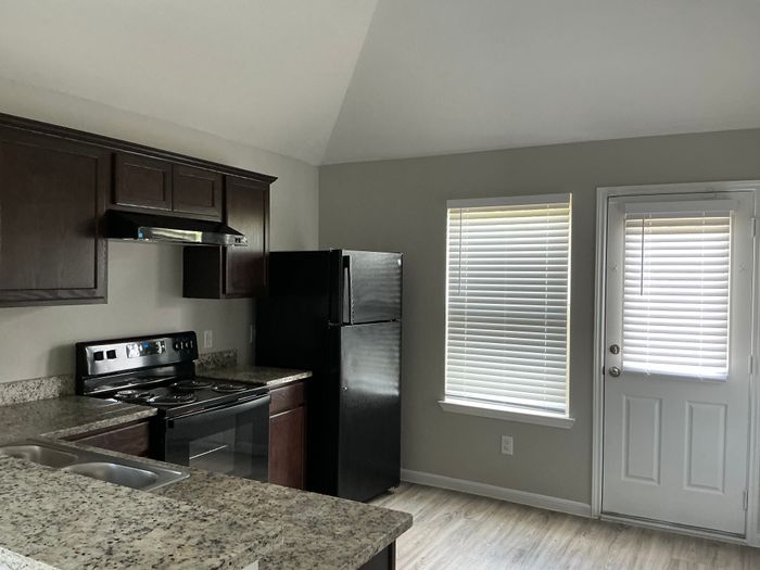 Clarke Springs - Unit 4527N - Kitchen