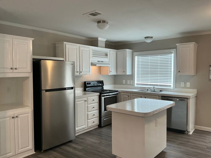 Clarke Springs - Unit 15846R - Kitchen