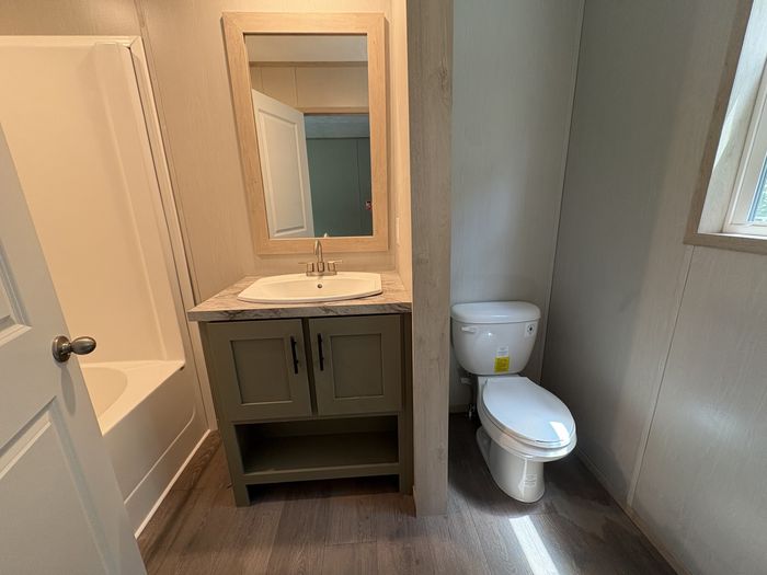 Willow Oaks MHP - Unit 100W - Bathroom