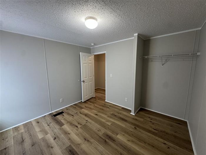 Fort Wayne MHC - Unit 528 - Bedroom