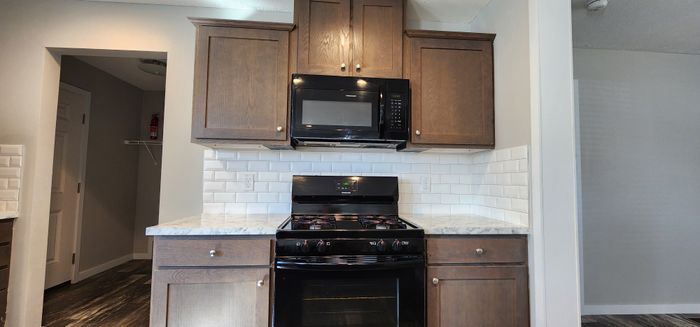 Southcrest Estates - Unit 180 - Kitchen