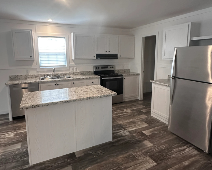 Ridgecrest RV Resort - Unit 6625S - Kitchen