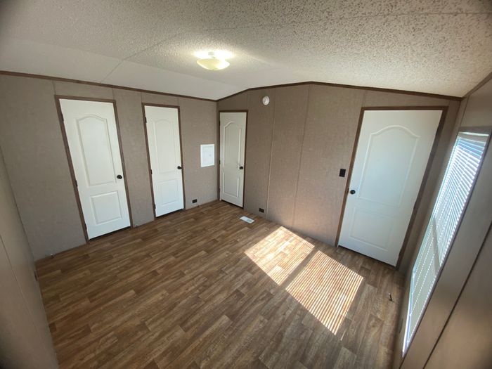 Sunnyvale Estates MHP - Unit 158 - Interior