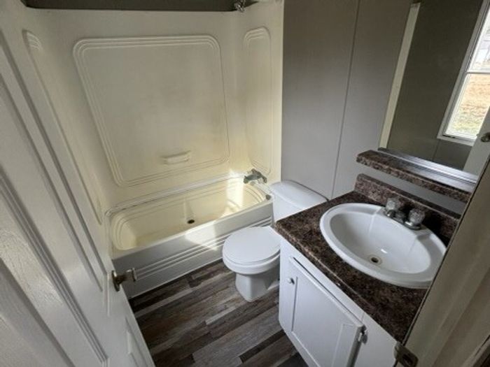 Meadow Acres - Unit 37 - Bathroom