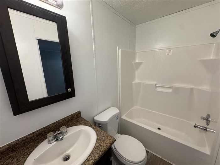 Fort Wayne MHC - Unit 421 - Bathroom