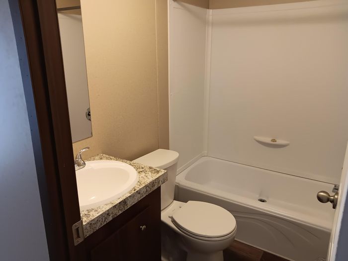 Pine Crest - Unit 15 - Bathroom