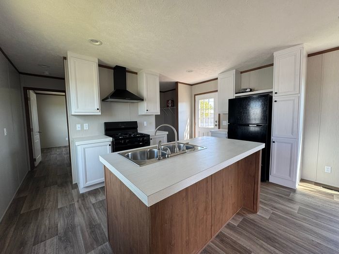 Colonial Gardens KS - Unit 31 - Kitchen