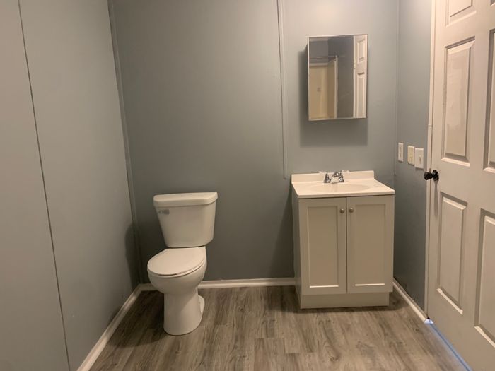 Briar Ridge - Unit 11 - Bathroom