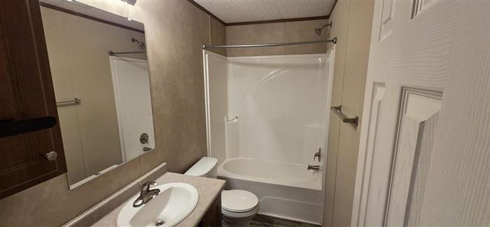 Ravines - Unit 26 - Bathroom